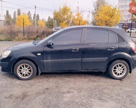 Черный Киа Рио, объемом двигателя 1.4 л и пробегом 132 тыс. км за 4000 $, фото 2 на Automoto.ua