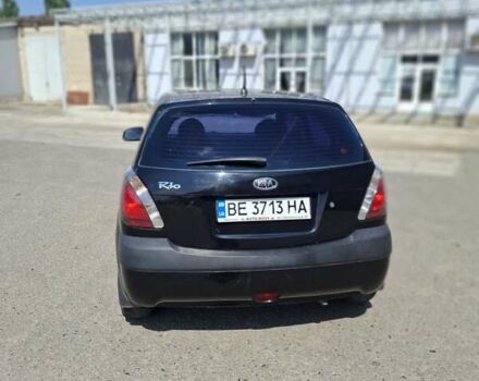 Черный Киа Рио, объемом двигателя 1.34 л и пробегом 201 тыс. км за 5400 $, фото 3 на Automoto.ua