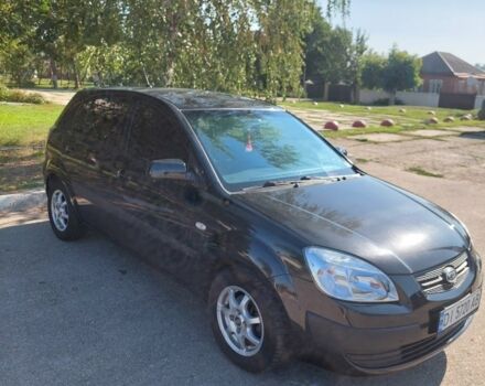 Черный Киа Рио, объемом двигателя 1.6 л и пробегом 160 тыс. км за 4200 $, фото 1 на Automoto.ua