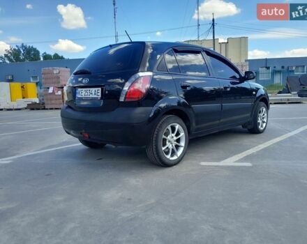 Черный Киа Рио, объемом двигателя 1.4 л и пробегом 185 тыс. км за 4100 $, фото 3 на Automoto.ua