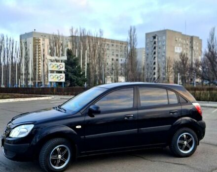 Черный Киа Рио, объемом двигателя 1.3 л и пробегом 201 тыс. км за 4200 $, фото 4 на Automoto.ua