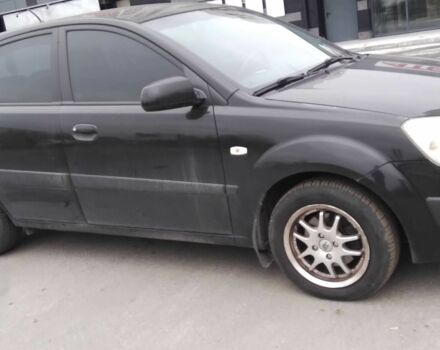 Черный Киа Рио, объемом двигателя 1.4 л и пробегом 132 тыс. км за 4000 $, фото 1 на Automoto.ua