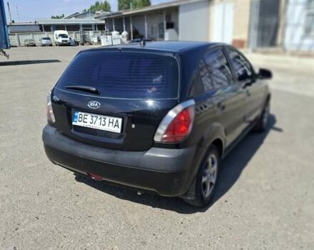 Черный Киа Рио, объемом двигателя 1.34 л и пробегом 201 тыс. км за 5400 $, фото 1 на Automoto.ua