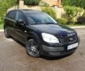 Чорний Кіа Ріо, об'ємом двигуна 1.4 л та пробігом 216 тис. км за 3613 $, фото 5 на Automoto.ua