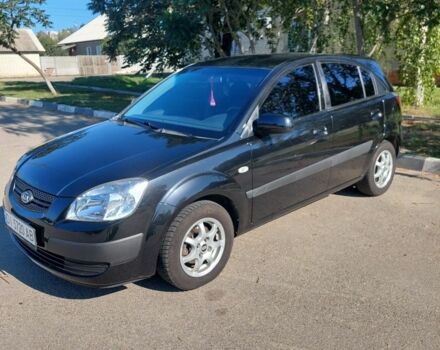 Черный Киа Рио, объемом двигателя 1.6 л и пробегом 160 тыс. км за 4200 $, фото 2 на Automoto.ua