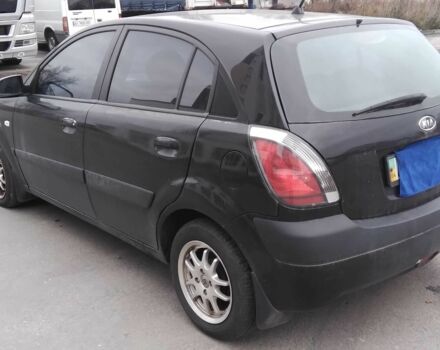 Черный Киа Рио, объемом двигателя 1.4 л и пробегом 132 тыс. км за 4000 $, фото 3 на Automoto.ua