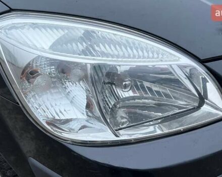 Черный Киа Рио, объемом двигателя 1.6 л и пробегом 230 тыс. км за 4900 $, фото 19 на Automoto.ua