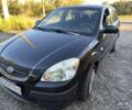 Черный Киа Рио, объемом двигателя 1.4 л и пробегом 174 тыс. км за 5514 $, фото 1 на Automoto.ua