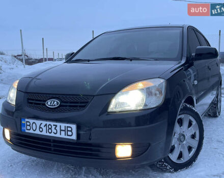Черный Киа Рио, объемом двигателя 1.6 л и пробегом 233 тыс. км за 4199 $, фото 5 на Automoto.ua