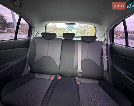 Черный Киа Рио, объемом двигателя 1.4 л и пробегом 158 тыс. км за 5000 $, фото 52 на Automoto.ua