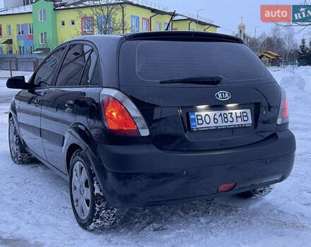Черный Киа Рио, объемом двигателя 1.6 л и пробегом 233 тыс. км за 4199 $, фото 9 на Automoto.ua