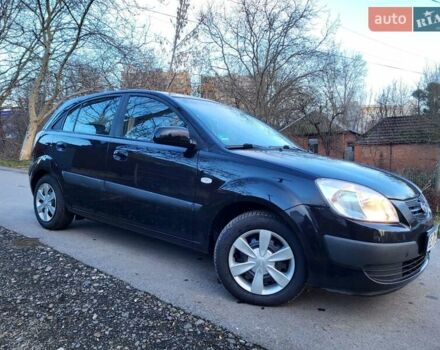 Чорний Кіа Ріо, об'ємом двигуна 1.4 л та пробігом 184 тис. км за 4800 $, фото 26 на Automoto.ua