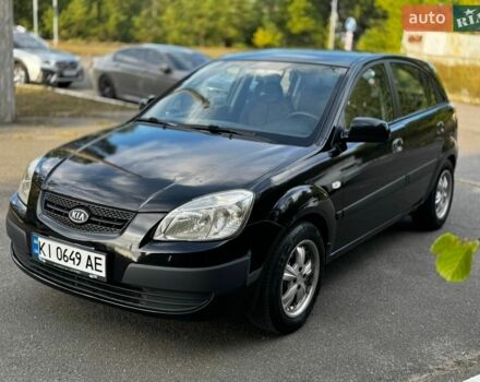 Черный Киа Рио, объемом двигателя 1.4 л и пробегом 226 тыс. км за 3600 $, фото 1 на Automoto.ua
