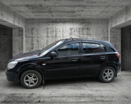 Черный Киа Рио, объемом двигателя 1.4 л и пробегом 212 тыс. км за 3600 $, фото 3 на Automoto.ua