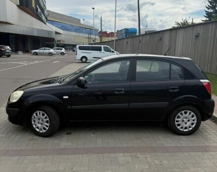 Черный Киа Рио, объемом двигателя 1.4 л и пробегом 230 тыс. км за 4400 $, фото 3 на Automoto.ua