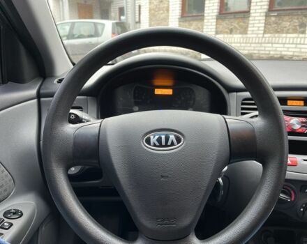 Чорний Кіа Ріо, об'ємом двигуна 1.4 л та пробігом 55 тис. км за 6800 $, фото 11 на Automoto.ua