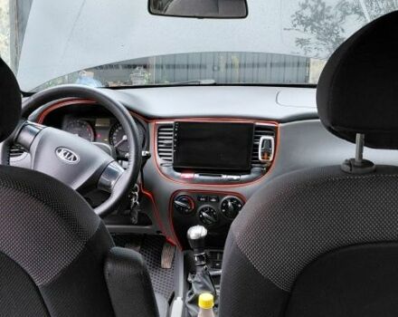 Черный Киа Рио, объемом двигателя 0 л и пробегом 292 тыс. км за 4500 $, фото 9 на Automoto.ua