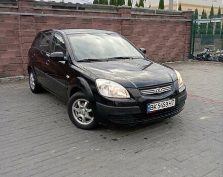 Черный Киа Рио, объемом двигателя 1.4 л и пробегом 203 тыс. км за 4499 $, фото 23 на Automoto.ua