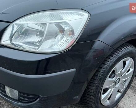 Черный Киа Рио, объемом двигателя 1.6 л и пробегом 230 тыс. км за 4900 $, фото 21 на Automoto.ua