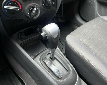 Чорний Кіа Ріо, об'ємом двигуна 1.4 л та пробігом 55 тис. км за 6800 $, фото 14 на Automoto.ua