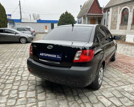 Чорний Кіа Ріо, об'ємом двигуна 1.4 л та пробігом 55 тис. км за 6800 $, фото 2 на Automoto.ua