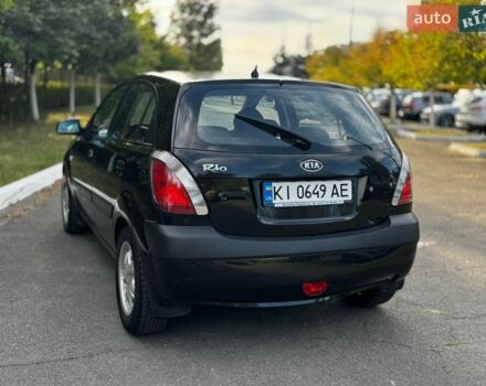 Черный Киа Рио, объемом двигателя 1.4 л и пробегом 226 тыс. км за 3600 $, фото 5 на Automoto.ua