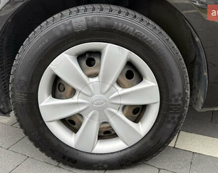 Черный Киа Рио, объемом двигателя 1.4 л и пробегом 151 тыс. км за 4000 $, фото 19 на Automoto.ua