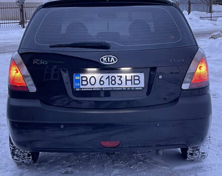 Черный Киа Рио, объемом двигателя 1.6 л и пробегом 233 тыс. км за 4199 $, фото 10 на Automoto.ua