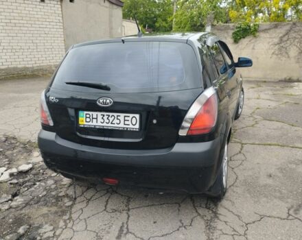Черный Киа Рио, объемом двигателя 1.4 л и пробегом 110 тыс. км за 6156 $, фото 3 на Automoto.ua