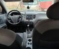 Черный Киа Рио, объемом двигателя 1.4 л и пробегом 205 тыс. км за 3800 $, фото 12 на Automoto.ua