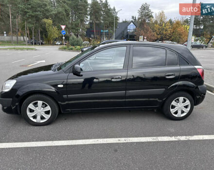Черный Киа Рио, объемом двигателя 1.4 л и пробегом 158 тыс. км за 5000 $, фото 9 на Automoto.ua