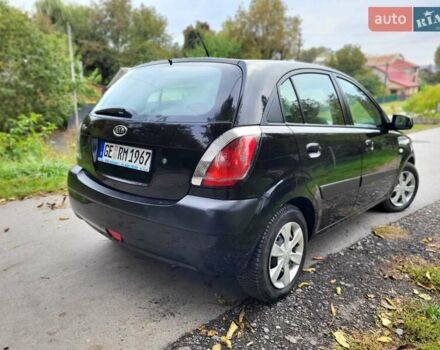 Черный Киа Рио, объемом двигателя 1.4 л и пробегом 184 тыс. км за 4999 $, фото 26 на Automoto.ua