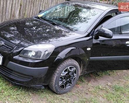 Черный Киа Рио, объемом двигателя 1.4 л и пробегом 293 тыс. км за 4500 $, фото 12 на Automoto.ua