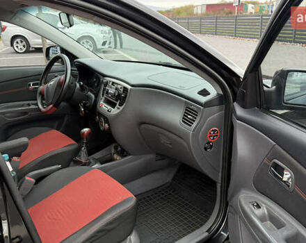 Черный Киа Рио, объемом двигателя 1.4 л и пробегом 151 тыс. км за 4000 $, фото 17 на Automoto.ua