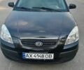 Чорний Кіа Ріо, об'ємом двигуна 1.4 л та пробігом 200 тис. км за 4500 $, фото 4 на Automoto.ua