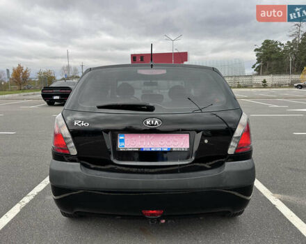 Черный Киа Рио, объемом двигателя 1.4 л и пробегом 158 тыс. км за 5000 $, фото 12 на Automoto.ua