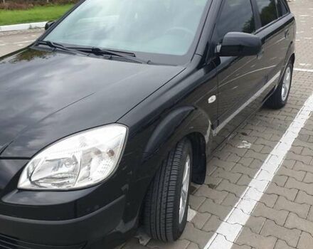 Чорний Кіа Ріо, об'ємом двигуна 1.4 л та пробігом 173 тис. км за 5250 $, фото 7 на Automoto.ua