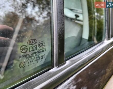 Черный Киа Рио, объемом двигателя 1.4 л и пробегом 184 тыс. км за 4999 $, фото 57 на Automoto.ua