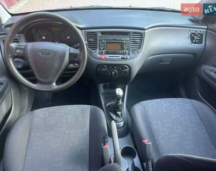 Черный Киа Рио, объемом двигателя 1.4 л и пробегом 102 тыс. км за 4499 $, фото 34 на Automoto.ua