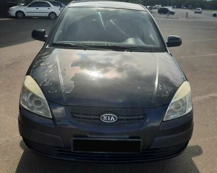 Черный Киа Рио, объемом двигателя 1.4 л и пробегом 222 тыс. км за 4100 $, фото 3 на Automoto.ua