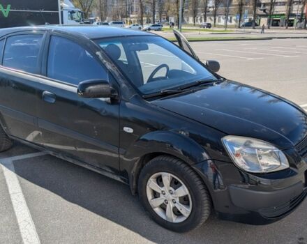 Черный Киа Рио, объемом двигателя 1.4 л и пробегом 287 тыс. км за 4400 $, фото 3 на Automoto.ua