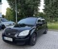 Чорний Кіа Ріо, об'ємом двигуна 1.4 л та пробігом 216 тис. км за 4500 $, фото 1 на Automoto.ua