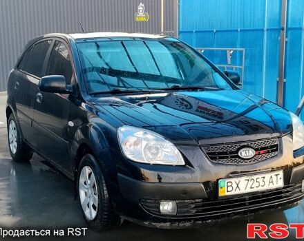 Черный Киа Рио, объемом двигателя 1.4 л и пробегом 349 тыс. км за 2599 $, фото 2 на Automoto.ua