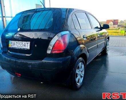Черный Киа Рио, объемом двигателя 1.4 л и пробегом 349 тыс. км за 2599 $, фото 3 на Automoto.ua