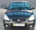 Черный Киа Рио, объемом двигателя 1.4 л и пробегом 349 тыс. км за 2599 $, фото 4 на Automoto.ua
