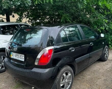 Черный Киа Рио, объемом двигателя 1.4 л и пробегом 270 тыс. км за 5100 $, фото 4 на Automoto.ua