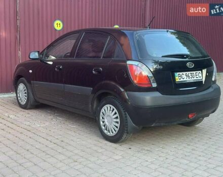 Черный Киа Рио, объемом двигателя 1.4 л и пробегом 102 тыс. км за 4499 $, фото 19 на Automoto.ua