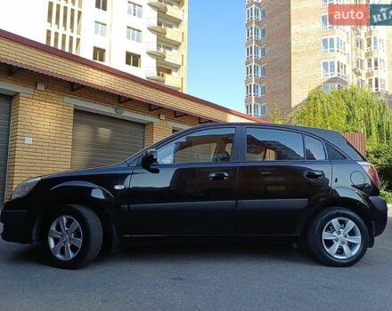 Черный Киа Рио, объемом двигателя 1.4 л и пробегом 212 тыс. км за 4400 $, фото 5 на Automoto.ua