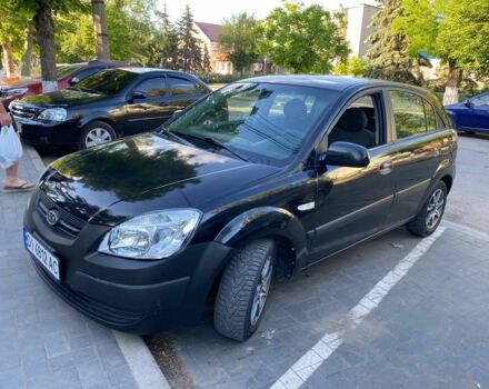 Чорний Кіа Ріо, об'ємом двигуна 1.4 л та пробігом 208 тис. км за 3650 $, фото 3 на Automoto.ua