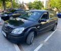 Чорний Кіа Ріо, об'ємом двигуна 1.4 л та пробігом 208 тис. км за 3650 $, фото 3 на Automoto.ua